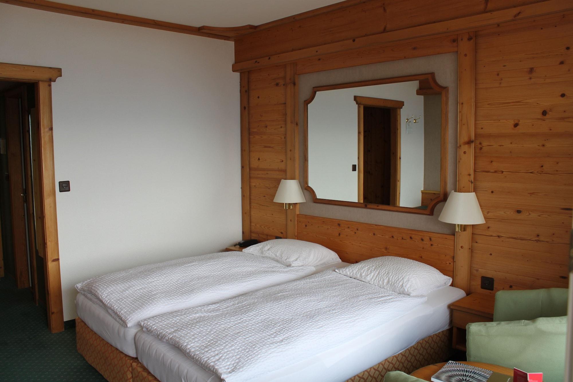 Hotel-Restaurant Le Mont Paisible, Crans-Montana Dış mekan fotoğraf