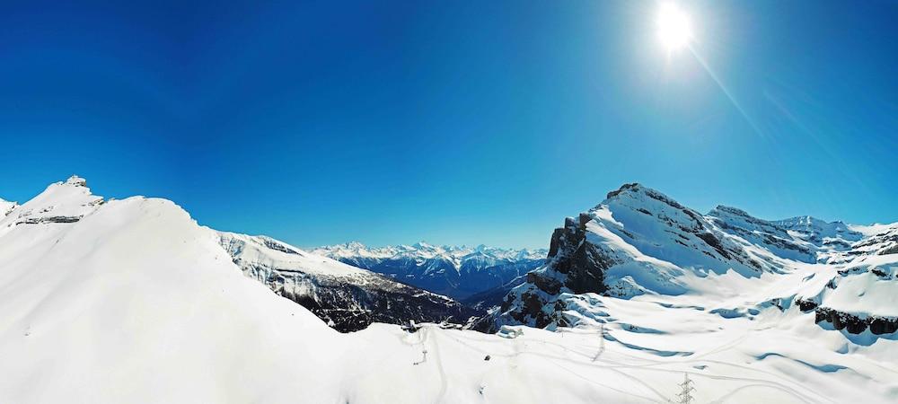 Hotel-Restaurant Le Mont Paisible, Crans-Montana Dış mekan fotoğraf