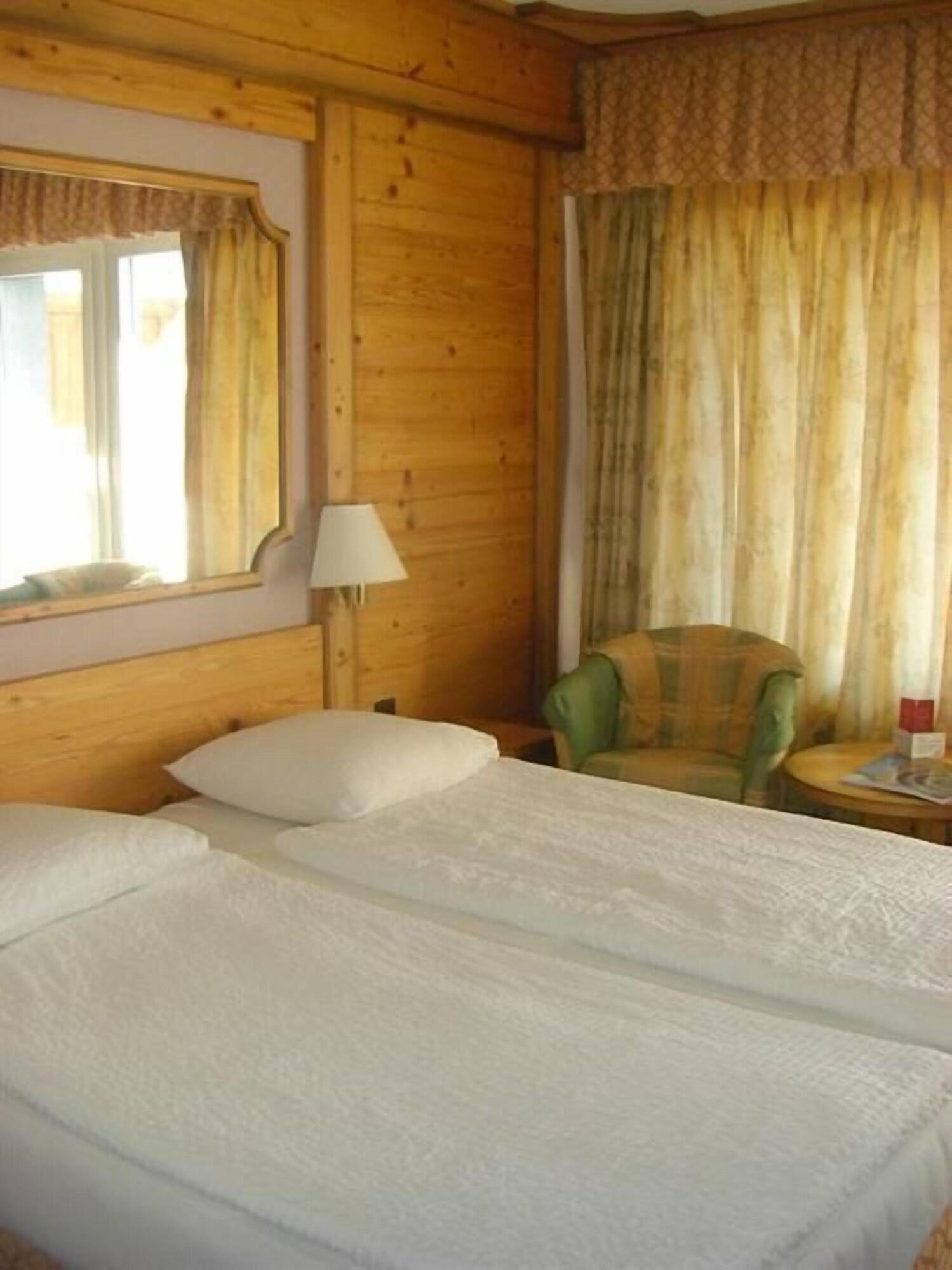 Hotel-Restaurant Le Mont Paisible, Crans-Montana Dış mekan fotoğraf