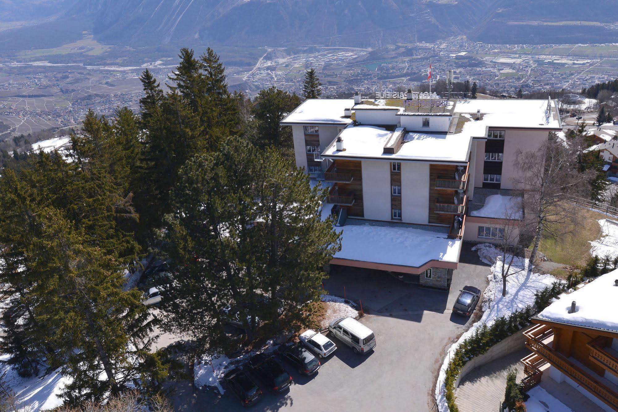 Hotel-Restaurant Le Mont Paisible, Crans-Montana Dış mekan fotoğraf
